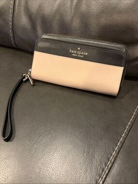 kate spade Black and Blush Zip-Around Wristlet Wallet